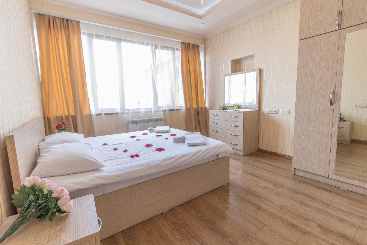 Stay Inn Apartments On 33 Sayat-Nova Avenue 耶烈万 外观 照片