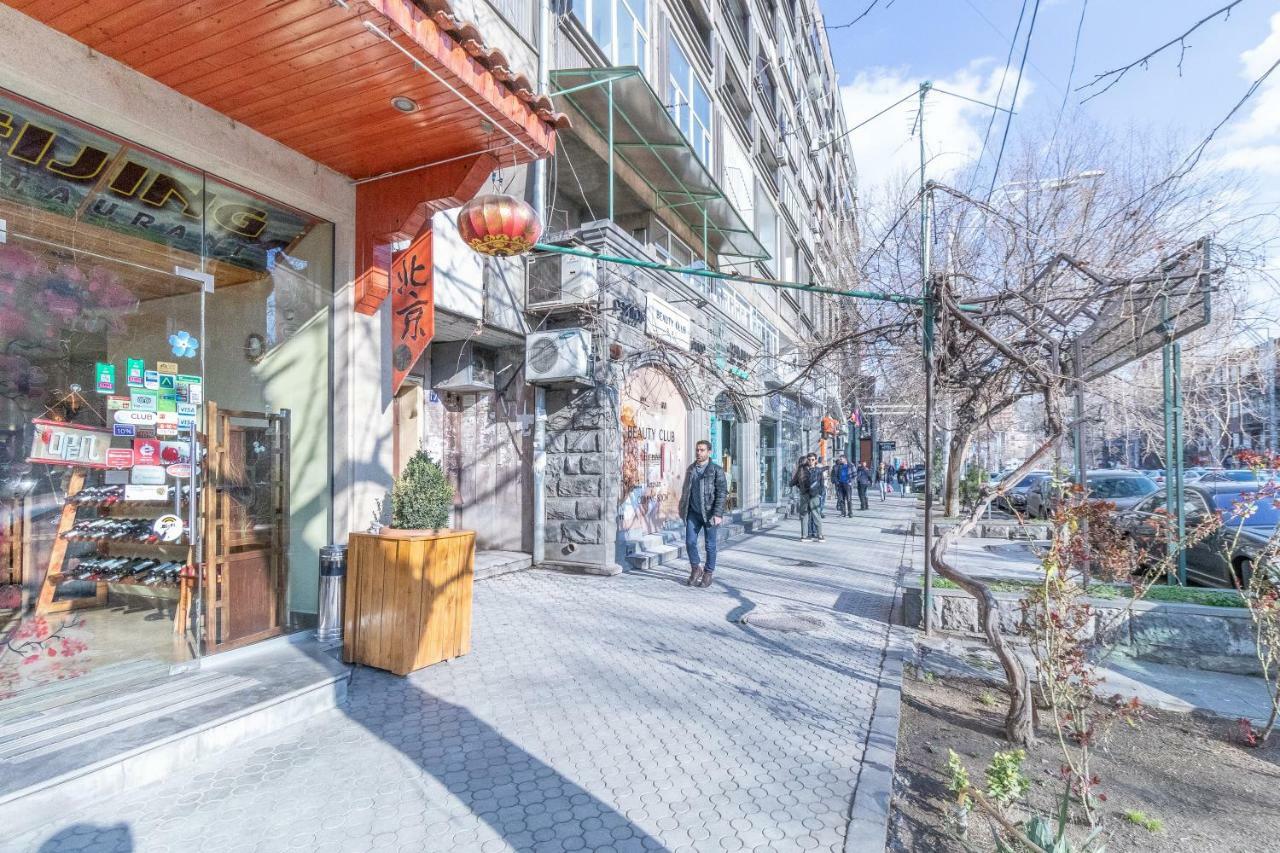 Stay Inn Apartments On 33 Sayat-Nova Avenue 耶烈万 外观 照片