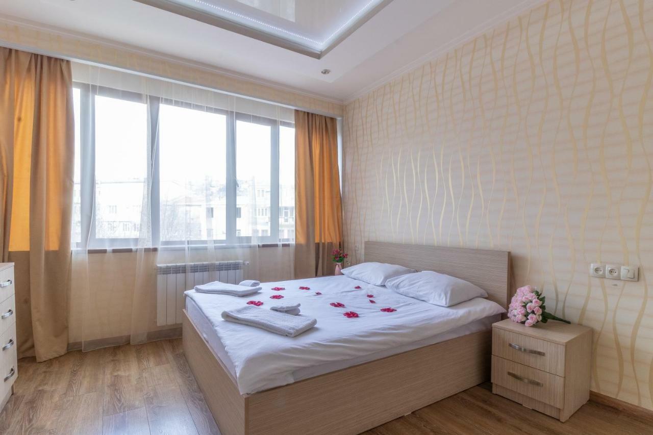 Stay Inn Apartments On 33 Sayat-Nova Avenue 耶烈万 外观 照片
