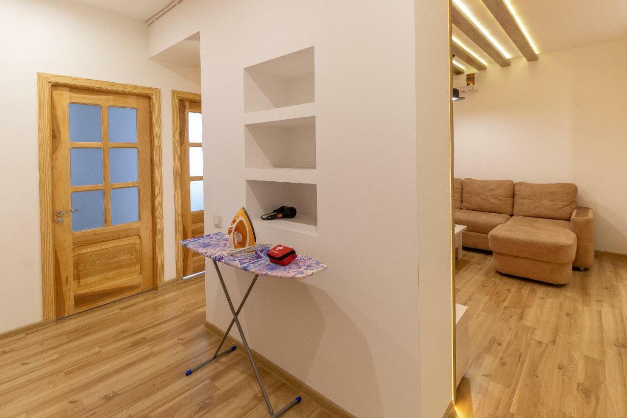 Stay Inn Apartments On 33 Sayat-Nova Avenue 耶烈万 外观 照片