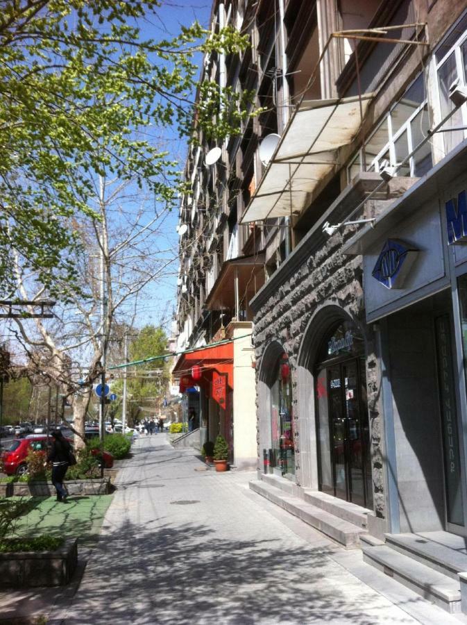 Stay Inn Apartments On 33 Sayat-Nova Avenue 耶烈万 外观 照片